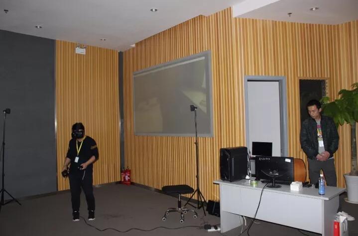 “无所畏•有所为”:一场“走心”的VR学生产品发布会