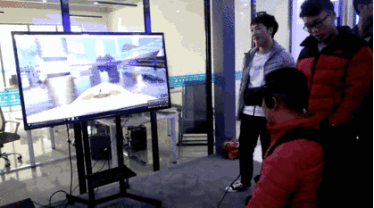 泛IT学院迎来首批学生参观,体验最顶级的黑科技!