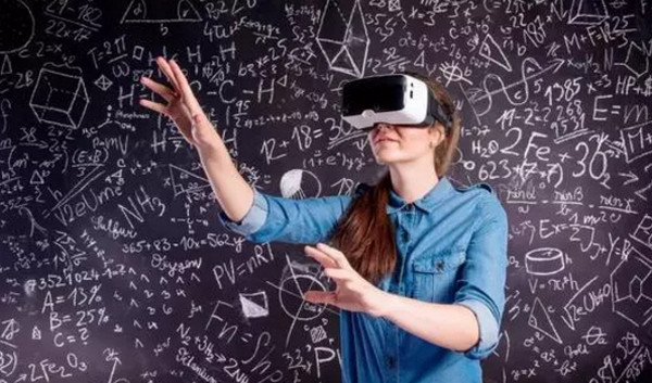 1547778625215247.jpg 配图2 VR兴起.jpg