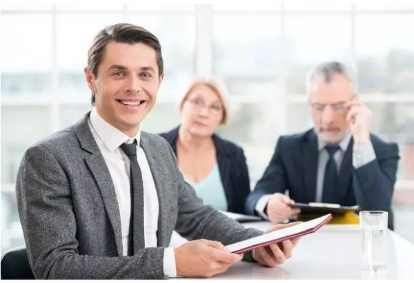 1557296200788537.jpg 配图6 面试常见10个问题及回答技巧.jpg